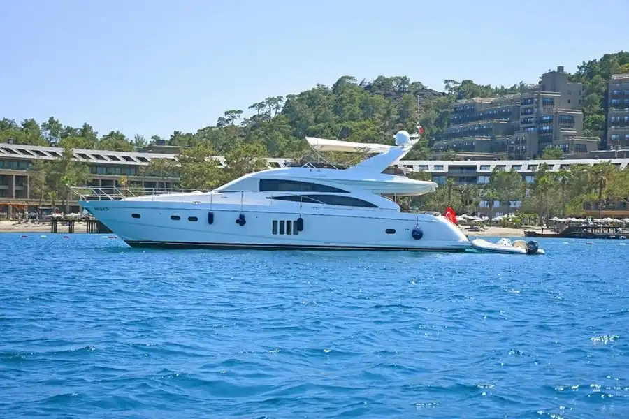 Kemer Yacht Rental 22m Princess 67